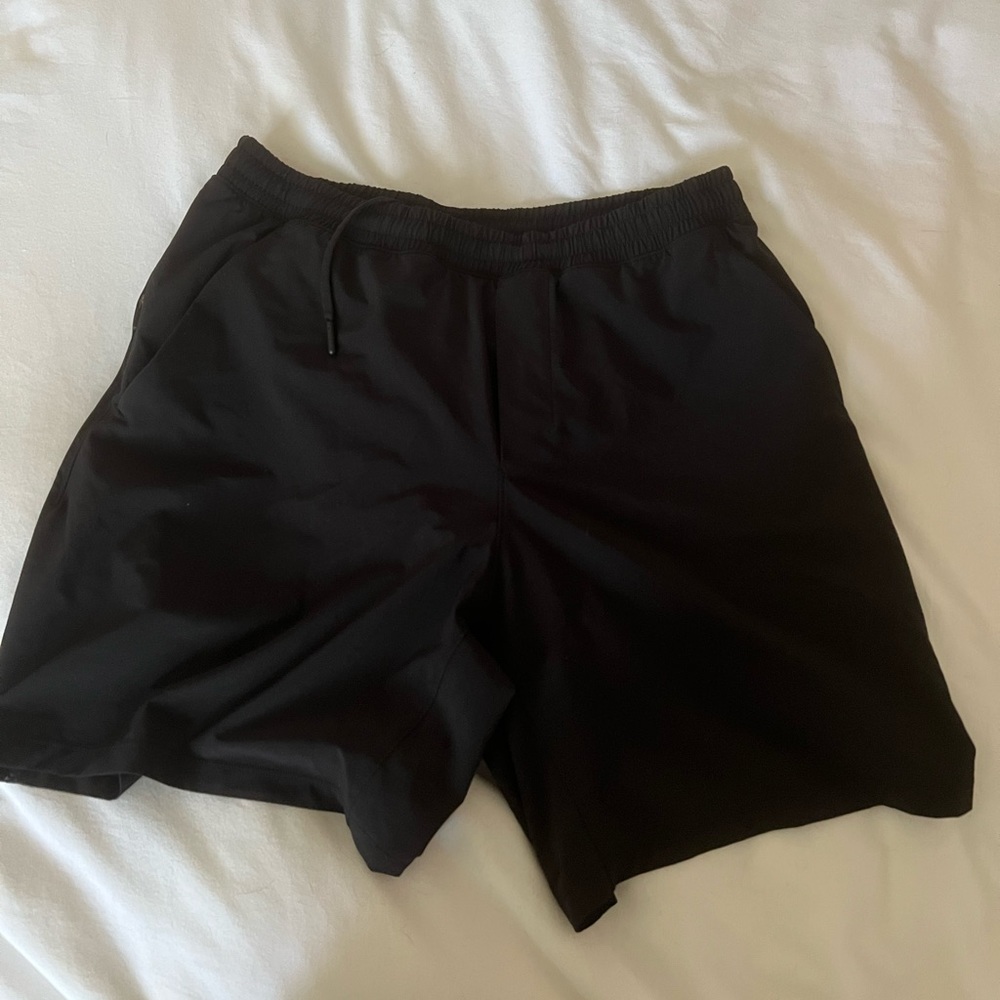 Men’s Lululemon Pace Breaker Shorts 7”
